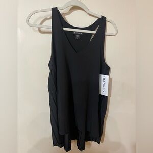 Athleta Swing Forward Pleated Tank NWT